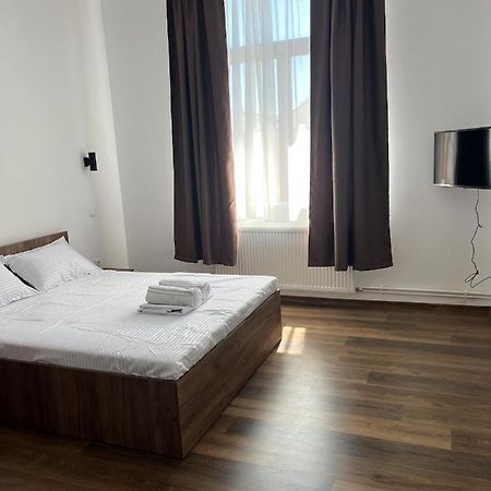 The Dot Hotell Mediaş Eksteriør bilde