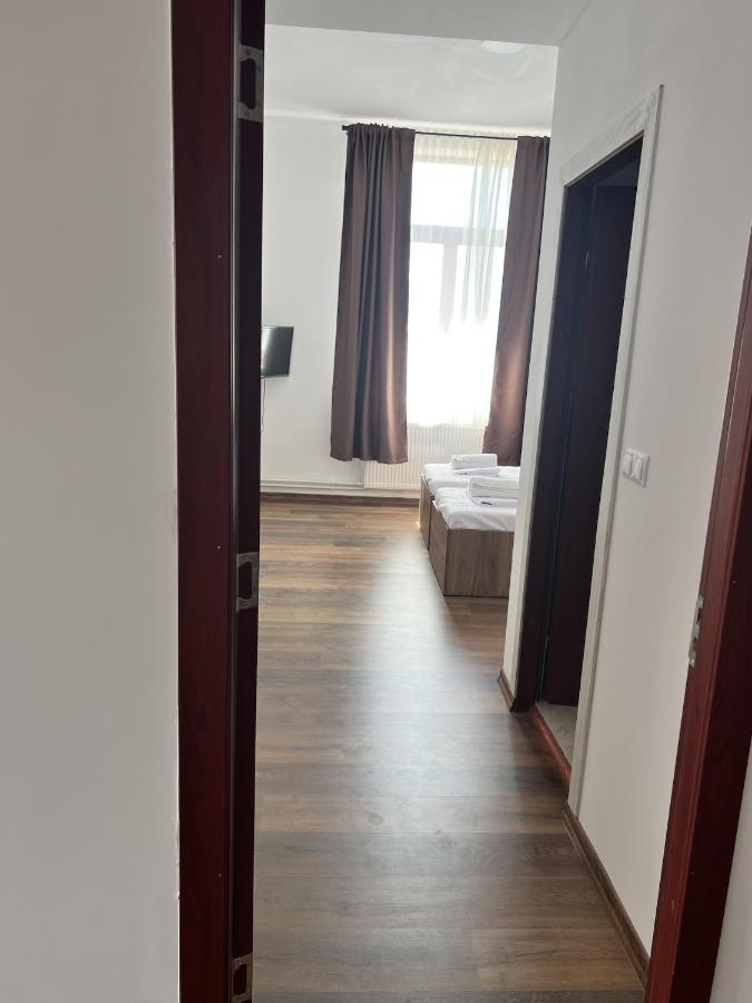 The Dot Hotell Mediaş Eksteriør bilde